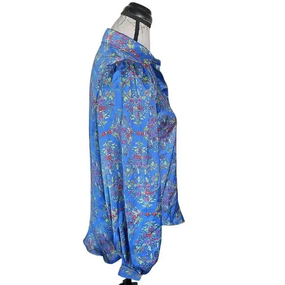 Olivaceous Womens Blouse Sz Small Satin Floral Button down Blue Spring Summer - Picture 3 of 16